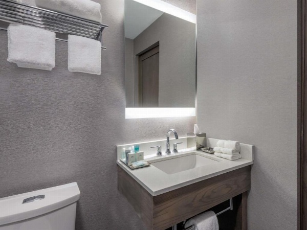 Wyndham Garden LaGuardia South image 10